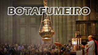 The botafumeiro ritual in Galician cathedrals explained [upl. by Edualc234]