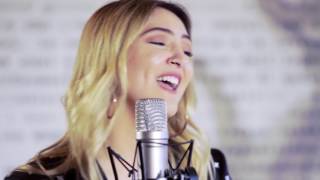 Julia Michaels – Issues Acoustic  Live on V Hits Australia [upl. by Allissa]