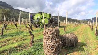 Imballatrice Sarmenti  recupero potature vigna frutteto oliveto Cavalliecavalli Srl Sardegna [upl. by Attenahs]