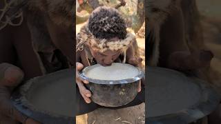 Wow what a delicious Juice Hadza boys prepares today 😋😍‼️ So delicious villagelife food cooking [upl. by Alleynad]