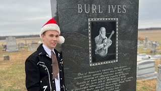 Burl Ives  A Holly Jolly Christmas Grave Tribute [upl. by Romeyn]