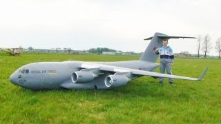 GIANT SCALE C17 GLOBEMASTER  COLIN STRAUSS AT ROUGHAM RC PLANES  2004 [upl. by Adrian284]