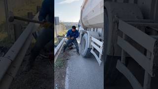 Thats One Easiest Way To Get The Wheel Off of Unit truck [upl. by Janaya480]