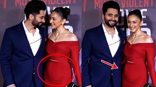 Pregnant Rakul Preet Singh Flaunts Her Baby Bump FIRST With Hubby Jackky Bhagnani [upl. by Yekcim881]