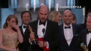 Moonlight or La La Land Best Picture Mixup at Oscars [upl. by Rebe]