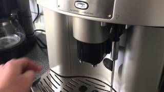 DeLonghi Magnifica Kaffeevollautomat Automatic Cappuccino Maschine Preview Vorschau [upl. by Domenic322]