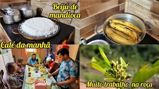 café da manhã no fogão a lenha  finalizando a limpeza do sítio de laranjas  abraços [upl. by Gertrud]