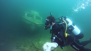 Scuba Diving UK  Underwater Video  Dosthill Quarry [upl. by Ueihtam]