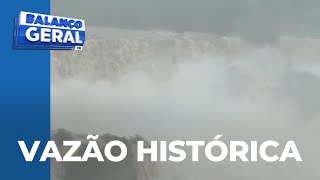 Cataratas do Iguaçu está com 24 milhões de litros de água por segundo nesta segunda [upl. by Gnem845]