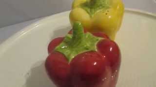 SOLD Bell Peppers Salt Pepper Shakers Set Red Yellow Kitchen Table Ceramic Vegetable [upl. by Hnad]