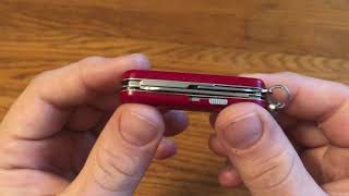 1 Minute Overview Victorinox Midnite Manager [upl. by Isabella752]