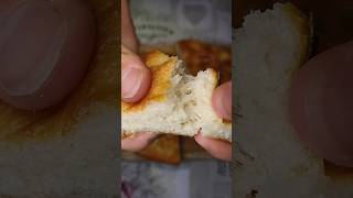 FOCACCIA 4 INGREDIENTI 🤩 shorts pizza focaccia [upl. by Rochelle]