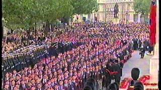 1000 Members of the Parachute Regiment Association Remembrance Sunday 2001 [upl. by Humo45]