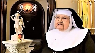 The Holy Rosary The Joyful Mysteries led by Mother Angelica to pray on Mondays and Saturdays [upl. by Myke775]