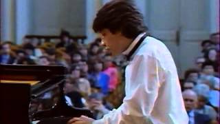 Valerian Shiukashvili Tchaikovsky Competition in Moscow 1992 [upl. by Aisinoid]