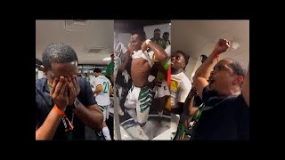 Les Joueurs Camerounais célèbrent leur qualification Samuel Etoo du Rire aux larmes [upl. by Niraa584]