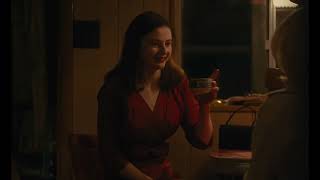 Eileen con Thomasin McKenzie e Anne Hathaway dal libro di Ottessa Moshfegh  Clip quotNatalequot ITA HD [upl. by Brennen]