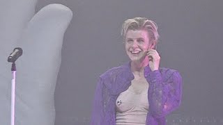 Robyn Dancing On My Own audience takeover live at the Fox Theater Oakland 2262019 HD [upl. by Jonathan]