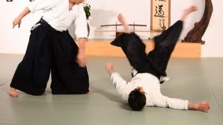 How to Do Tai Sabaki  Aikido Lessons [upl. by Dorca]