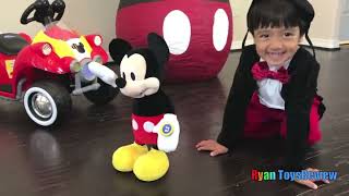 Mickey Mouse Clubhouse GIANT EGG SURPRISE OPENING Disney Junior Toys Kids Video World Biggest [upl. by Gunn]