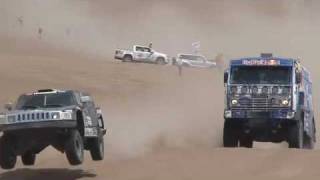 Rally Dakar 2010  Robby Gordon vs Vladimir Chagin [upl. by Arlena]