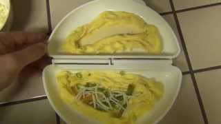 Emson Omelet Wave Microwave Omelet Cooker Review [upl. by Rehtse]