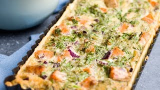 Quiche met zalm aardappelen en kruiden [upl. by Enelyk]