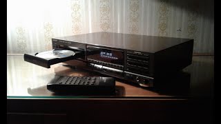 Compactera CD Player Technics SLPG300 1991 [upl. by Teyut]