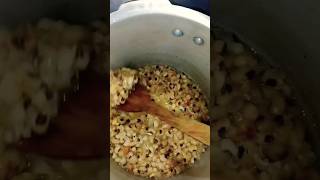 😋 एकदम झक्कास चवळीची भाजी रेसिपी 😋  Chawli bhaji recipe Kabitas kitchen shorts [upl. by Harvie906]