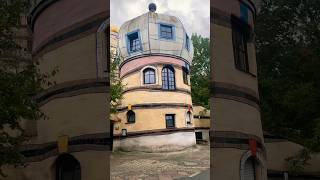 Das Haus der 1000 Fenster  Hundertwasserhaus „Die Waldspirale“ in Darmstadt [upl. by Lebam]