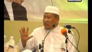 TERMENUNG Akan Nasib Sendiri Dalam KUBUR  Ustaz Ismail Kamus [upl. by Cormick]