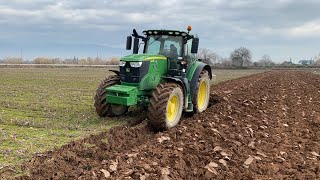 ÇAMUR YAPIŞMAZ KULAKLI PULLUK JOHN DEERE 6215R [upl. by Anol]