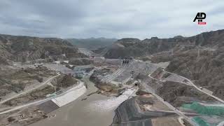 Yangqu hydropower station in NW China begins to impound water [upl. by Mcdowell]