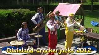 Happy Dance Schiermonnikoog 2012  Dixieland Crackerjacks Hanenkraaien [upl. by Alfons334]